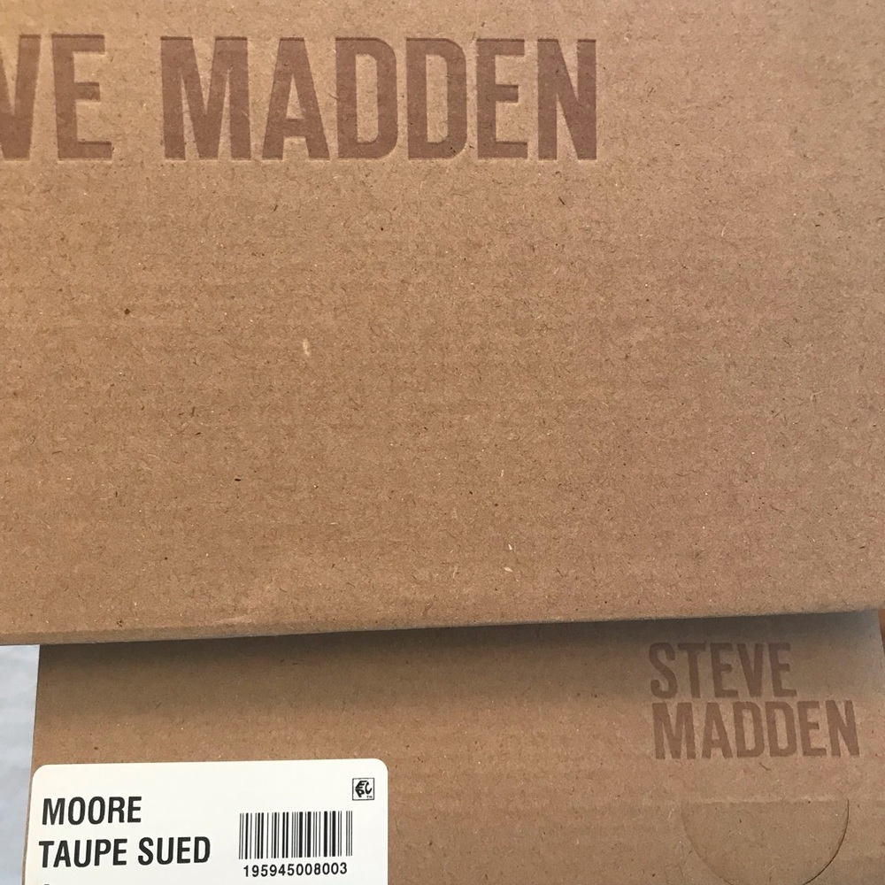 Steve Madden Tan Slide Sandals - Picture 13 of 15